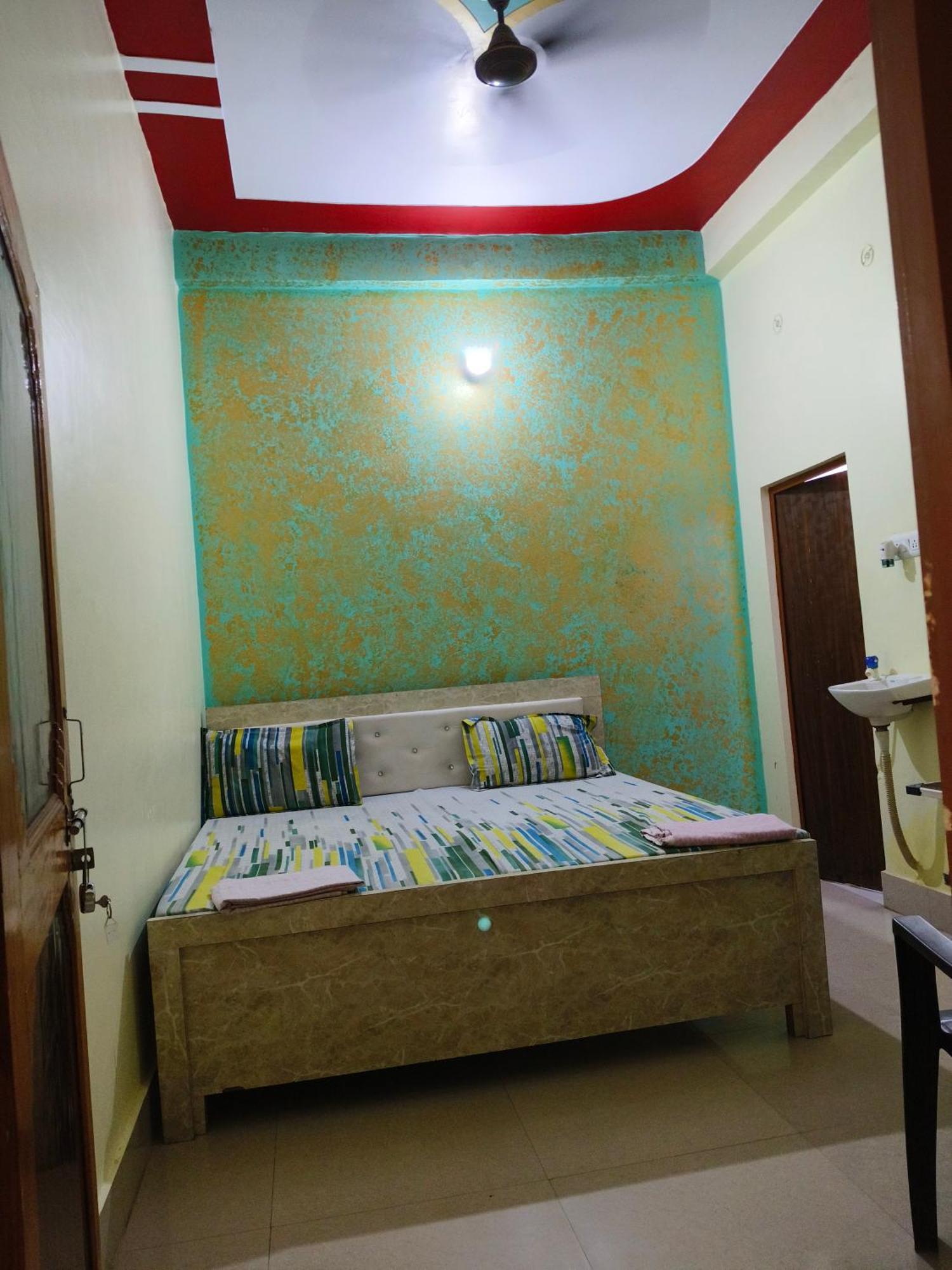 Rameshwar Dham Andhra Bhavan Naimisharanya Bagian luar foto
